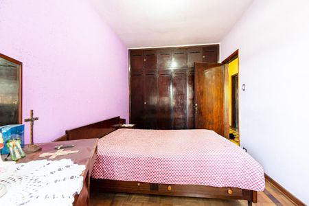 Casa à venda com 200m², 3 quartos e 3 vagas Casa à venda com 200m², 3 quartos e 3 vagasQuarto 1