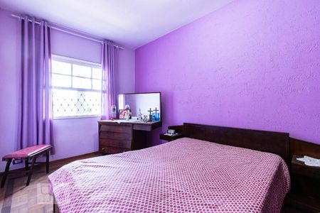 Casa à venda com 200m², 3 quartos e 3 vagas Casa à venda com 200m², 3 quartos e 3 vagasQuarto 1