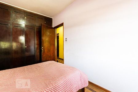 Casa à venda com 200m², 3 quartos e 3 vagas Casa à venda com 200m², 3 quartos e 3 vagasQuarto 1