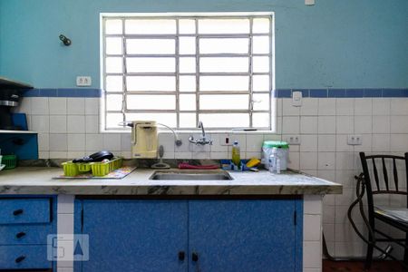 Casa à venda com 200m², 3 quartos e 3 vagas Casa à venda com 200m², 3 quartos e 3 vagasCozinha