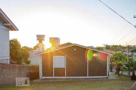 Casa para alugar com 80m², 2 quartos e 2 vagasQuintal