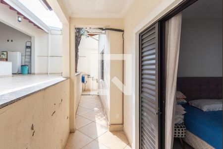 Casa à venda com 200m², 3 quartos e 3 vagas Casa à venda com 200m², 3 quartos e 3 vagasVaranda da Suíte 1