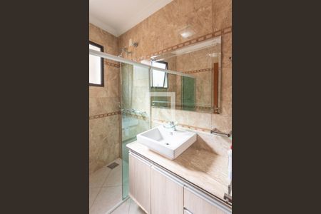 Casa à venda com 200m², 3 quartos e 3 vagas Casa à venda com 200m², 3 quartos e 3 vagasBanheiro da Suíte 2