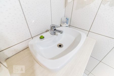 Apartamento à venda com 60m², 2 quartos e 1 vaga Apartamento à venda com 60m², 2 quartos e 1 vagaBanheiro