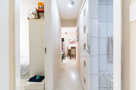 Apartamento à venda com 60m², 2 quartos e 1 vaga Apartamento à venda com 60m², 2 quartos e 1 vagaCorredor