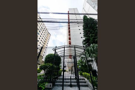 Apartamento à venda com 60m², 2 quartos e 1 vaga Apartamento à venda com 60m², 2 quartos e 1 vagaFachada