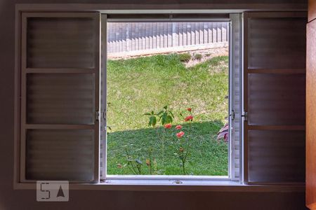 Vista da Sala de apartamento para alugar com 2 quartos, 70m² em Vila Marieta, Campinas