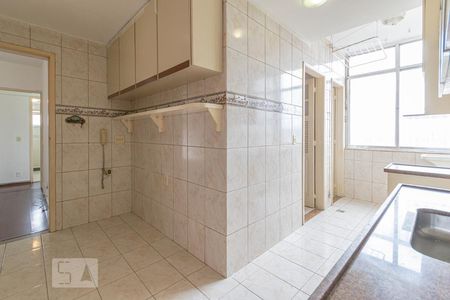 Apartamento à venda com 77m², 2 quartos e 1 vagaCozinha