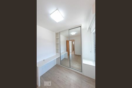 Quarto 1 de apartamento para alugar com 3 quartos, 75m² em Betânia, Belo Horizonte