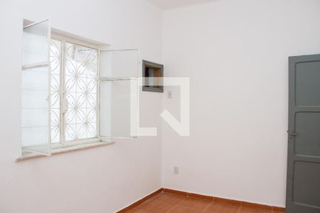 Quarto 01 de casa para alugar com 2 quartos, 80m² em Pilares, Rio de Janeiro