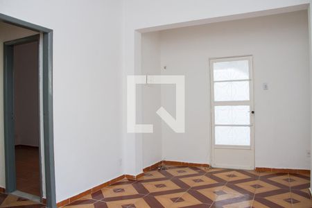 Sala de casa para alugar com 2 quartos, 80m² em Pilares, Rio de Janeiro