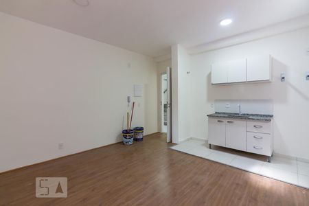 Sala de apartamento para alugar com 2 quartos, 40m² em Presidente Altino, Osasco