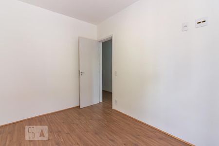 Quarto 1 de apartamento para alugar com 2 quartos, 40m² em Presidente Altino, Osasco