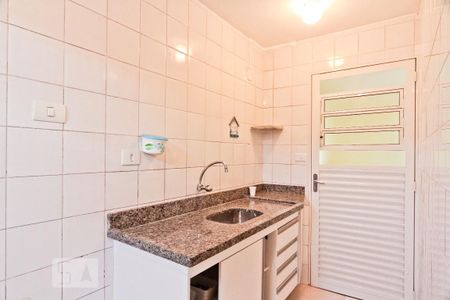 Casa à venda com 280m², 3 quartos e 2 vagas Casa à venda com 280m², 3 quartos e 2 vagasCozinha