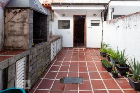 Casa à venda com 133m², 4 quartos e 1 vagaQuintal