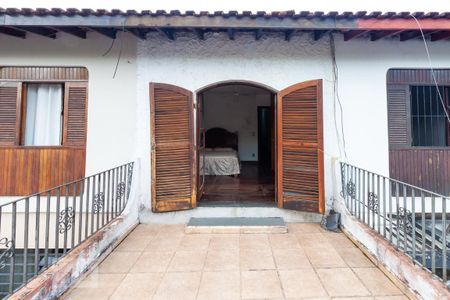 Casa à venda com 133m², 4 quartos e 1 vagaVaranda