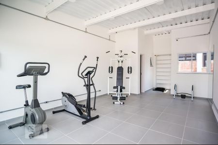 Apartamento para alugar com 44m², 2 quartos e sem vaga Apartamento para alugar com 44m², 2 quartos e sem vagaAcademia