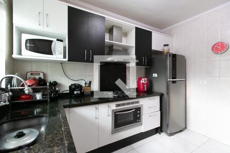 Casa à venda com 180m², 3 quartos e 2 vagasCozinha - Armários