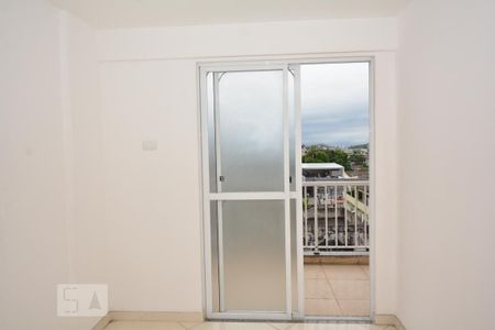 Sala de apartamento para alugar com 2 quartos, 62m² em Váz Lobo, Rio de Janeiro