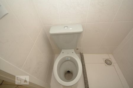 Apartamento para alugar com 48m², 2 quartos e sem vagaBanheiro