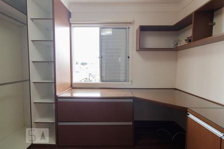 Apartamento à venda com 61m², 3 quartos e 1 vaga Apartamento à venda com 61m², 3 quartos e 1 vagaCloset e escritório
