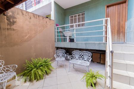 Casa à venda com 120m², 3 quartos e 3 vagas Casa à venda com 120m², 3 quartos e 3 vagasQuintal