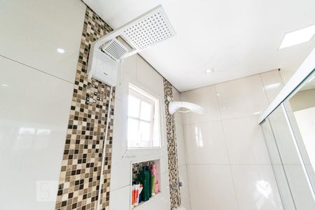 Casa à venda com 420m², 3 quartos e 4 vagasBanheiro da Suíte 1