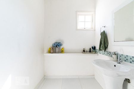 Casa à venda com 420m², 3 quartos e 4 vagasLavabo