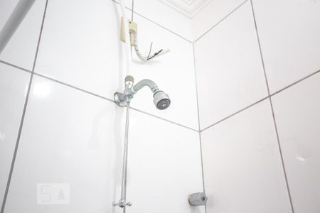 Casa à venda com 173m², 2 quartos e 2 vagas Casa à venda com 173m², 2 quartos e 2 vagasBanheiro da suíte