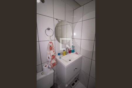 Casa à venda com 234m², 4 quartos e 2 vagasBanheiro 2