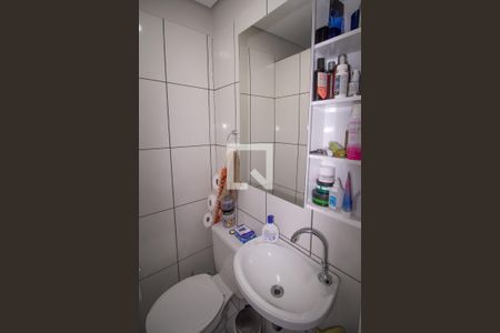 Casa à venda com 234m², 4 quartos e 2 vagasBanheiro 1