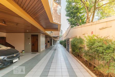 Casa de condomínio à venda com 174m², 3 quartos e 2 vagas Casa de condomínio à venda com 174m², 3 quartos e 2 vagasÁrea Externa