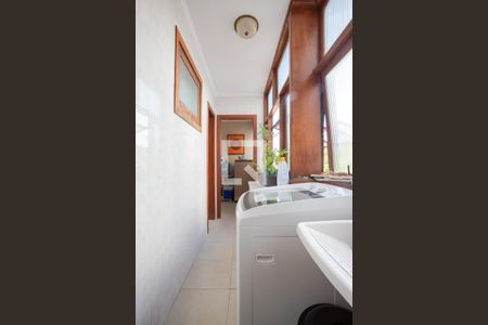Apartamento à venda com 169m², 3 quartos e 2 vagas Apartamento à venda com 169m², 3 quartos e 2 vagasÁrea de Serviço