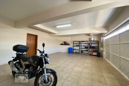 Casa à venda com 450m², 4 quartos e 3 vagasGaragem