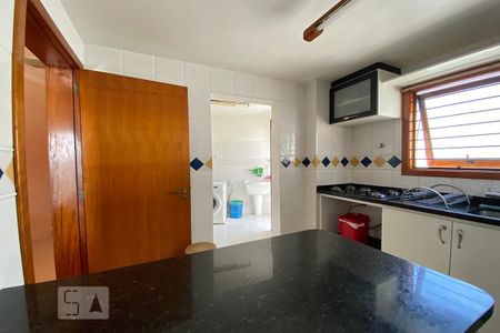 Casa à venda com 450m², 4 quartos e 3 vagasCozinha