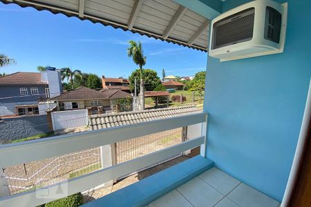 Casa à venda com 450m², 4 quartos e 3 vagasSacada do Quarto 3