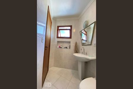 Casa à venda com 450m², 4 quartos e 3 vagasBanheiro 2