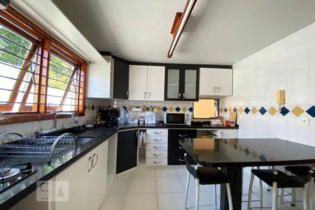 Casa à venda com 450m², 4 quartos e 3 vagasCozinha