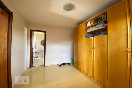Casa à venda com 450m², 4 quartos e 3 vagasCloset do quarto 4