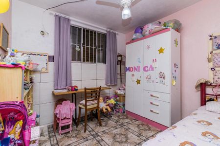 Casa à venda com 458m², 6 quartos e 2 vagas Casa à venda com 458m², 6 quartos e 2 vagasDormitório4