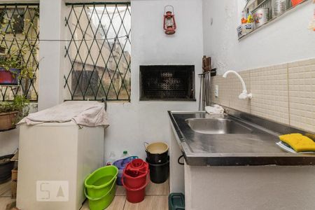 Casa à venda com 458m², 6 quartos e 2 vagas Casa à venda com 458m², 6 quartos e 2 vagasChurrasqueira