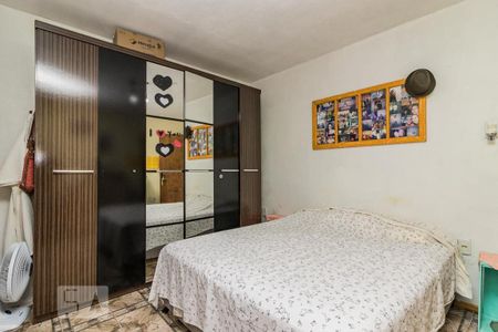 Casa à venda com 458m², 6 quartos e 2 vagas Casa à venda com 458m², 6 quartos e 2 vagasDormitório3