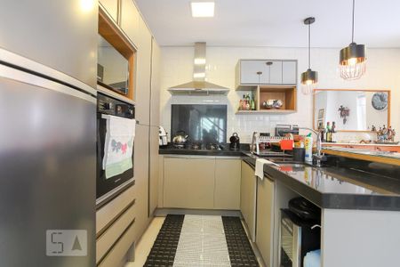 Casa à venda com 116m², 3 quartos e 2 vagasCozinha