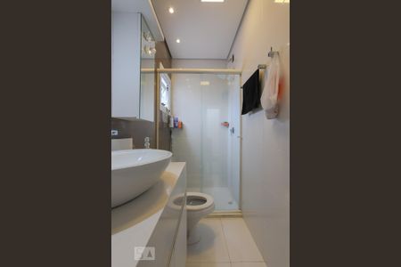 Casa à venda com 116m², 3 quartos e 2 vagasBanheiro da Suíte 1