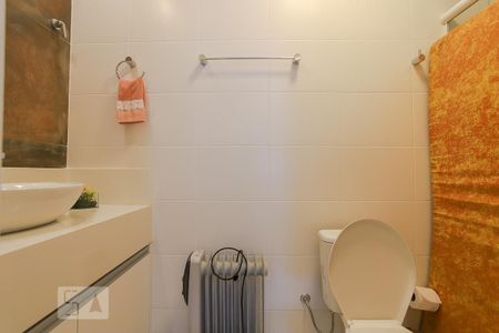 Casa à venda com 116m², 3 quartos e 2 vagasBanheiro da Suíte 2