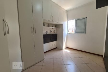 Quarto 1 de apartamento para alugar com 2 quartos, 60m² em Jardim Guadalajara, Sorocaba