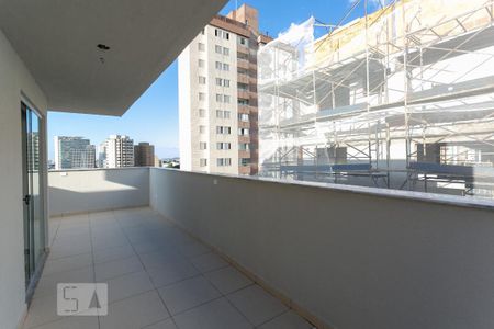 Apartamento à venda com 113m², 2 quartos e 2 vagasCobertura