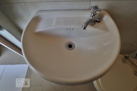 Apartamento à venda com 85m², 2 quartos e 1 vagaBanheiro de Serviço