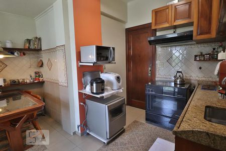 Apartamento à venda com 85m², 2 quartos e 1 vagaCozinha