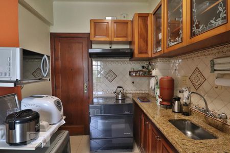 Apartamento à venda com 85m², 2 quartos e 1 vagaCozinha